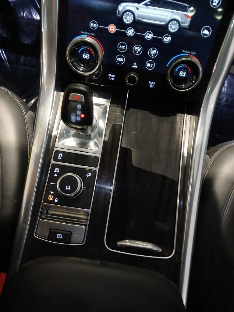 Used 2019 Land Rover Range Rover Sport HSE image 38