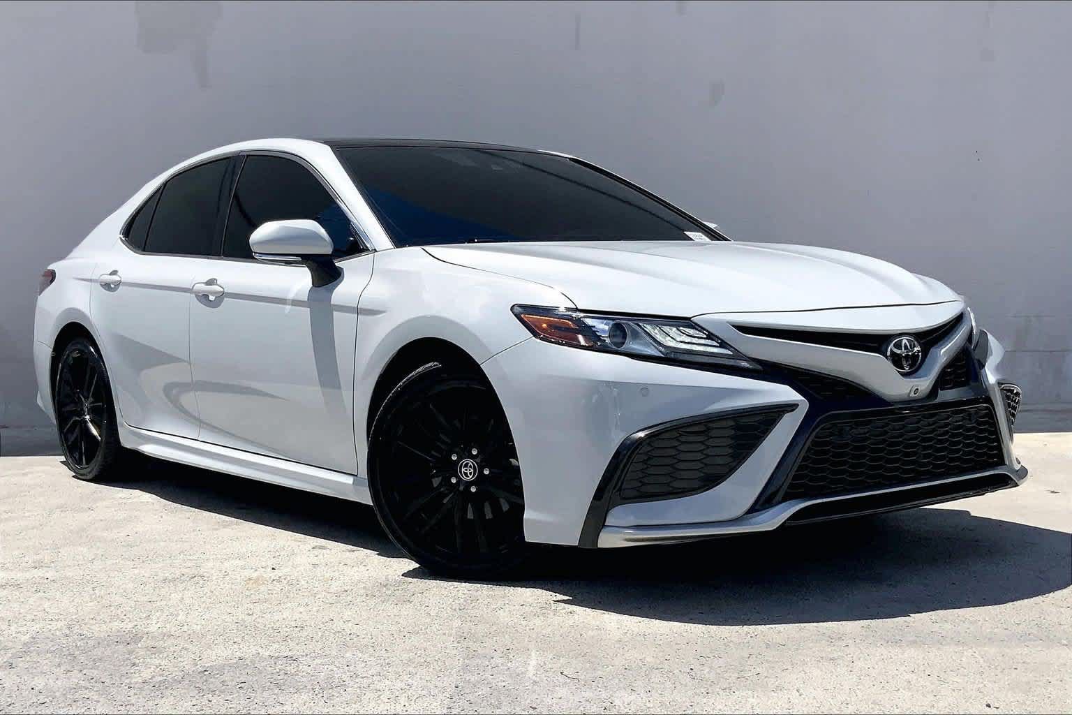 Used 2023 Toyota Camry XSE FWD image 21