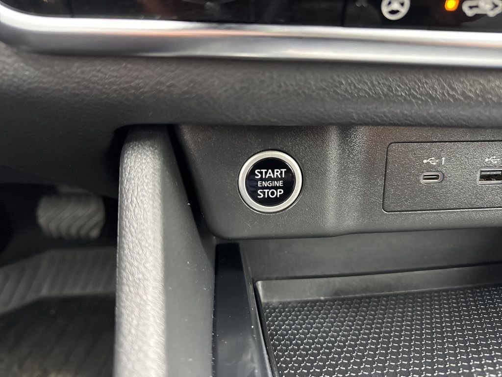 Used 2023 Nissan Rogue SV w/ SV Premium Package AWD/4WD image 22