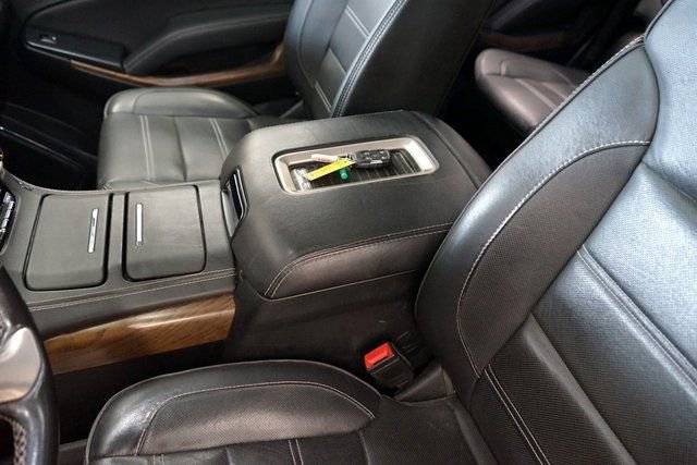 Used 2020 GMC Yukon Denali w/ Denali Ultimate Package image 32