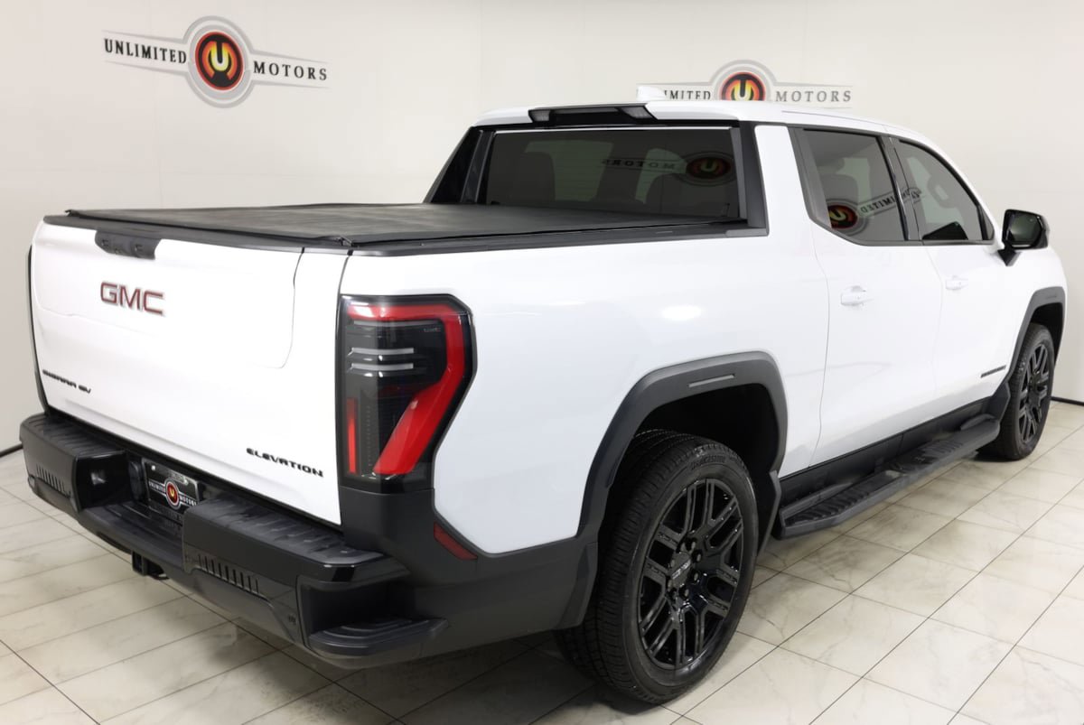 Used 2026 GMC Sierra EV Elevation w/ LPO, Elevation Dark Package AWD/4WD image 3