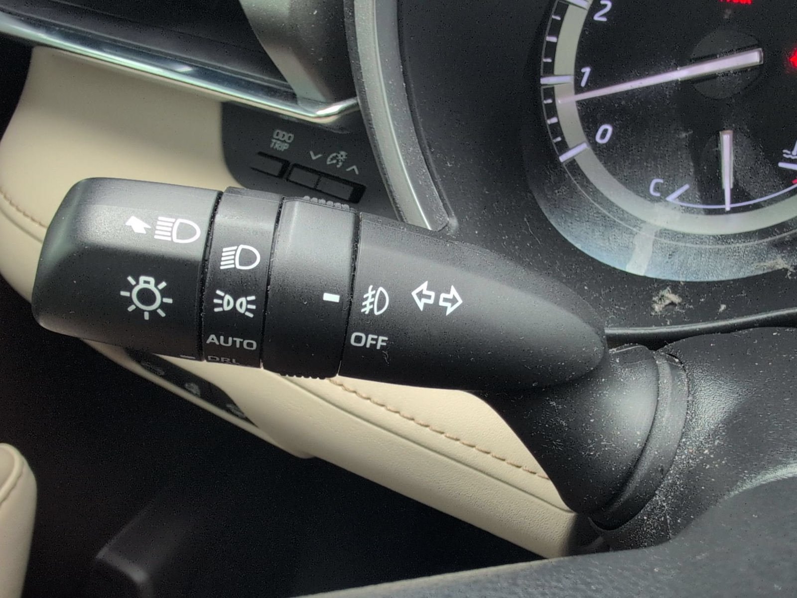 Used 2022 Toyota Highlander Limited AWD/4WD image 16