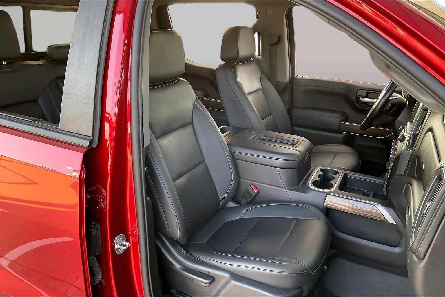 Used 2021 Chevrolet Silverado 1500 LT Trail Boss w/ Convenience Package II AWD/4WD image 10