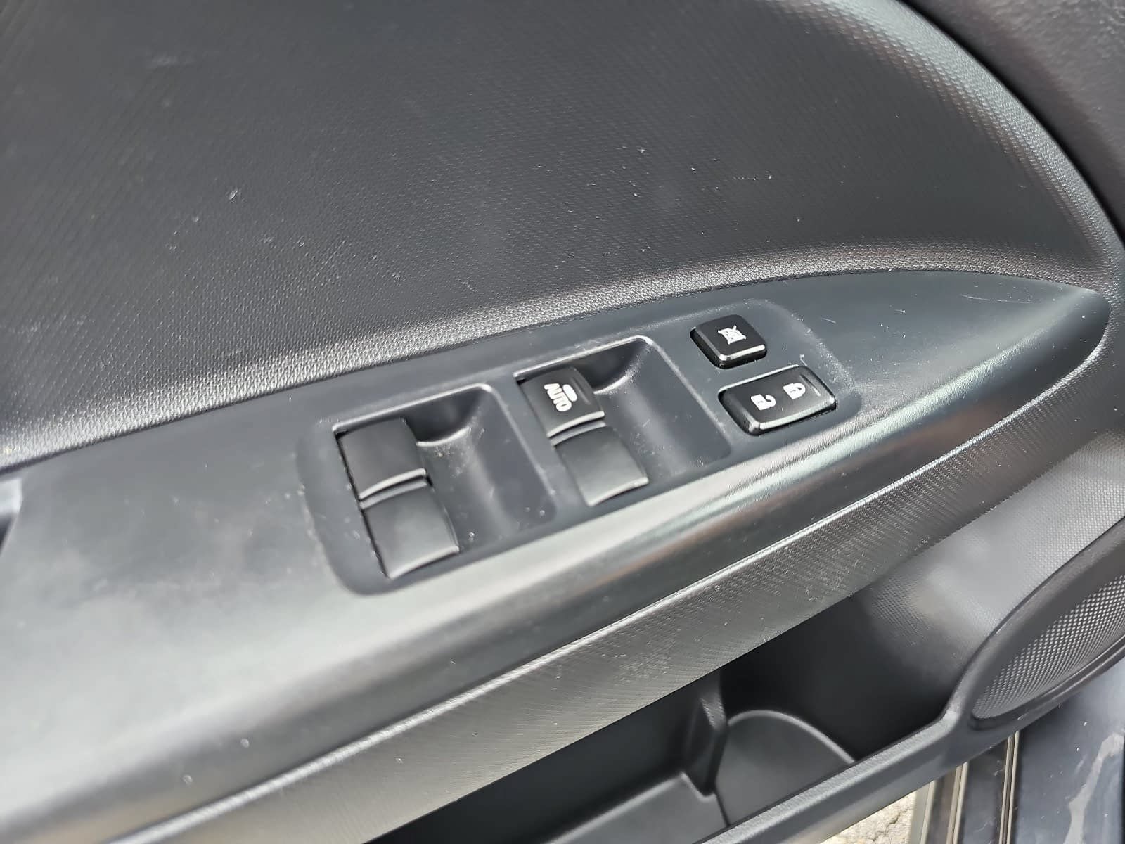 Used 2024 Mitsubishi Mirage LE FWD image 25