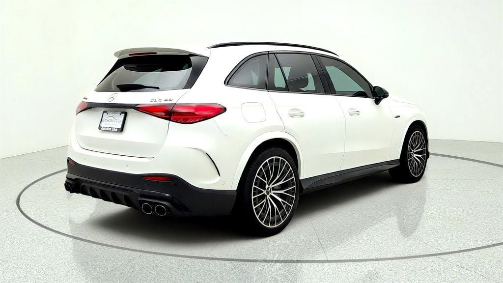 Used 2024 Mercedes-Benz GLC 43 AMG 4MATIC image 5