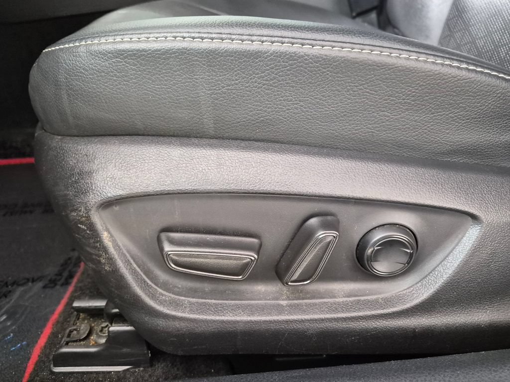 Used 2021 Toyota Camry XSE w/ Navigation Package FWD image 23