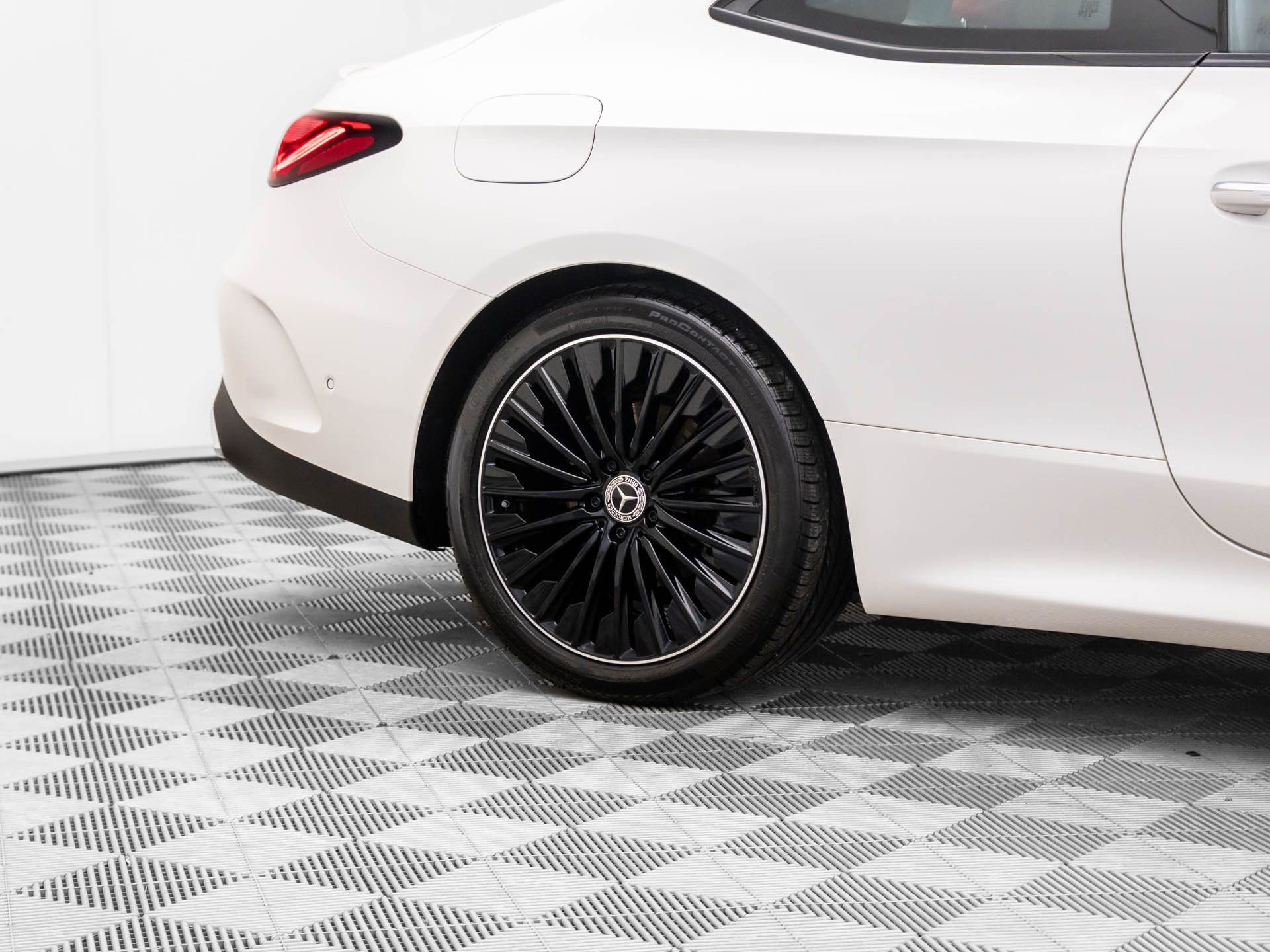 Certified 2024 Mercedes-Benz CLE 300 4MATIC Coupe image 34