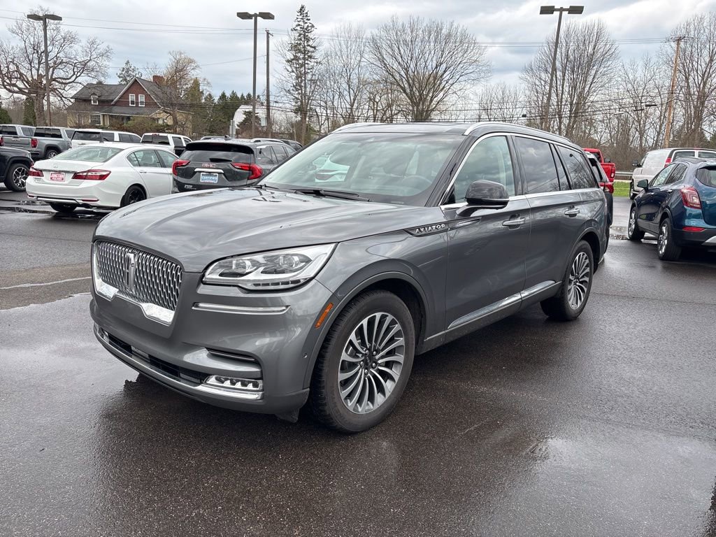 Used 2022 Lincoln Aviator Reserve w/ Equipment Group 201A image 4