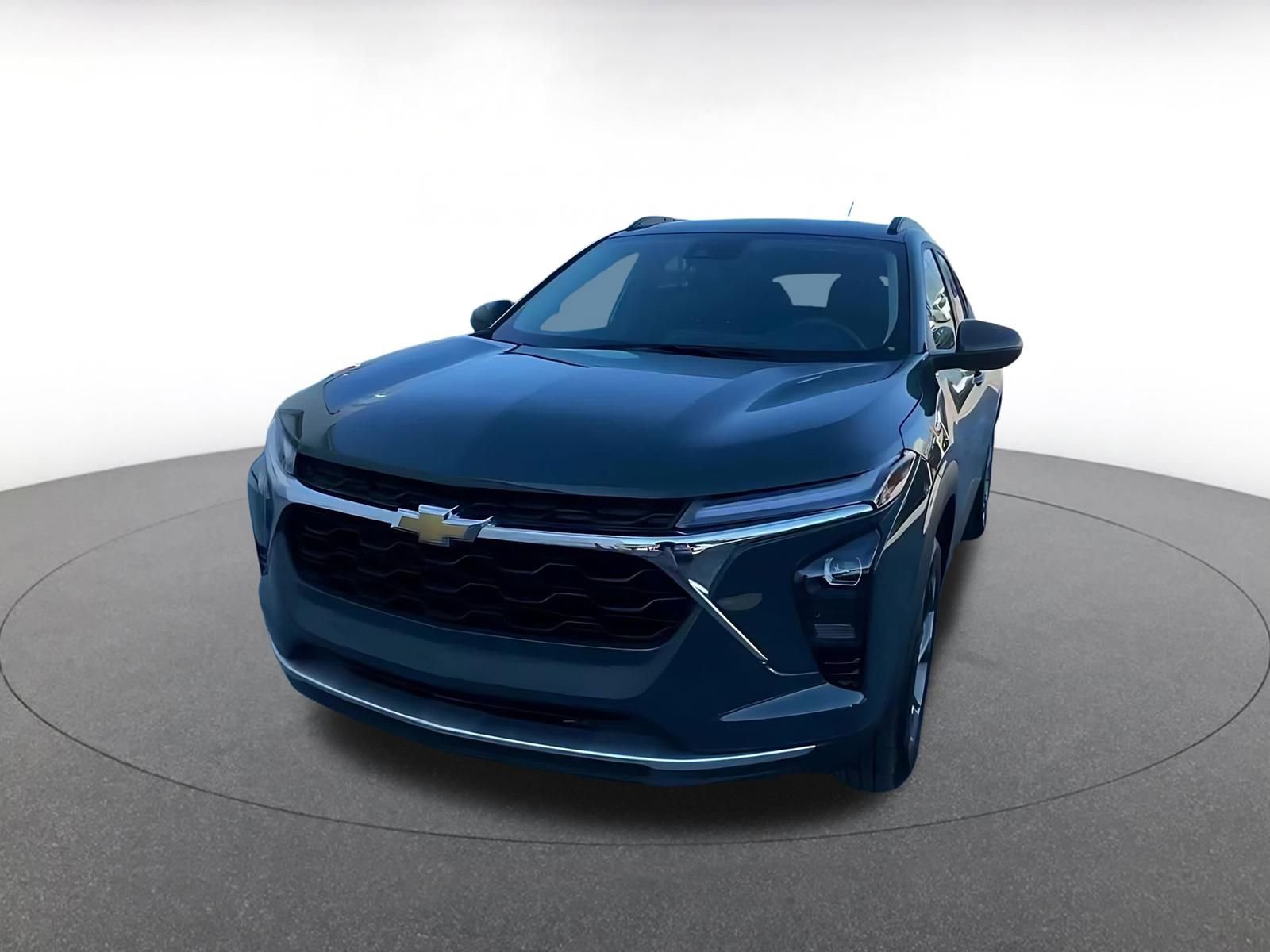 Used 2025 Chevrolet Trax LT image 7