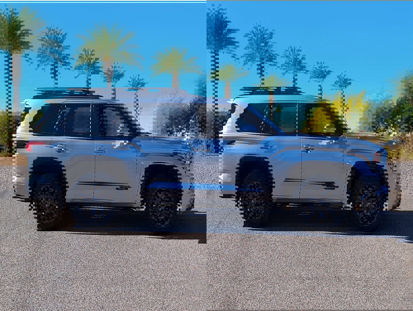 Used 2024 Toyota Sequoia Platinum image 6