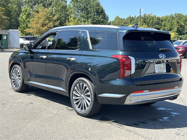 Used 2024 Hyundai Palisade Calligraphy image 11