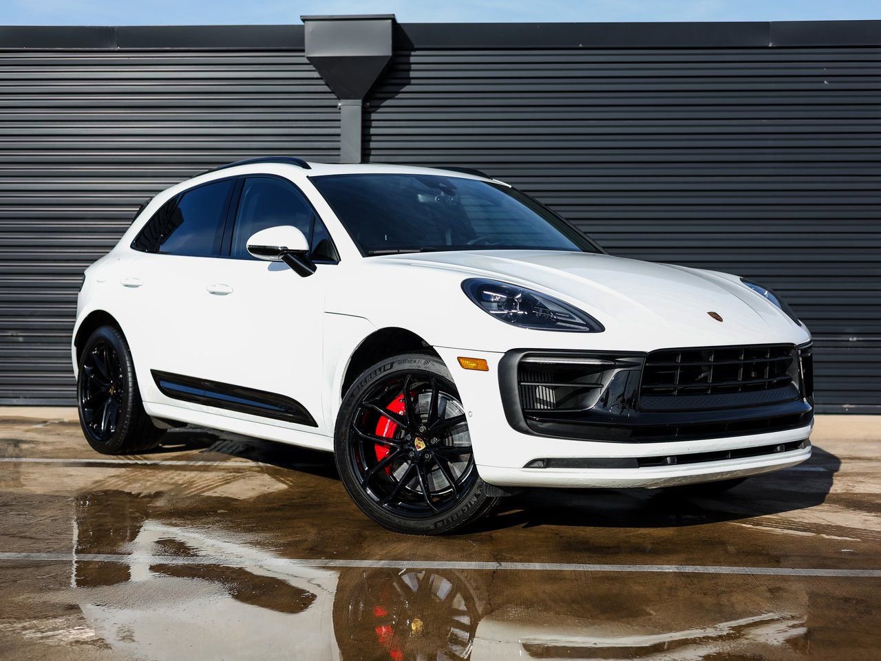 Certified 2022 Porsche Macan GTS image 9