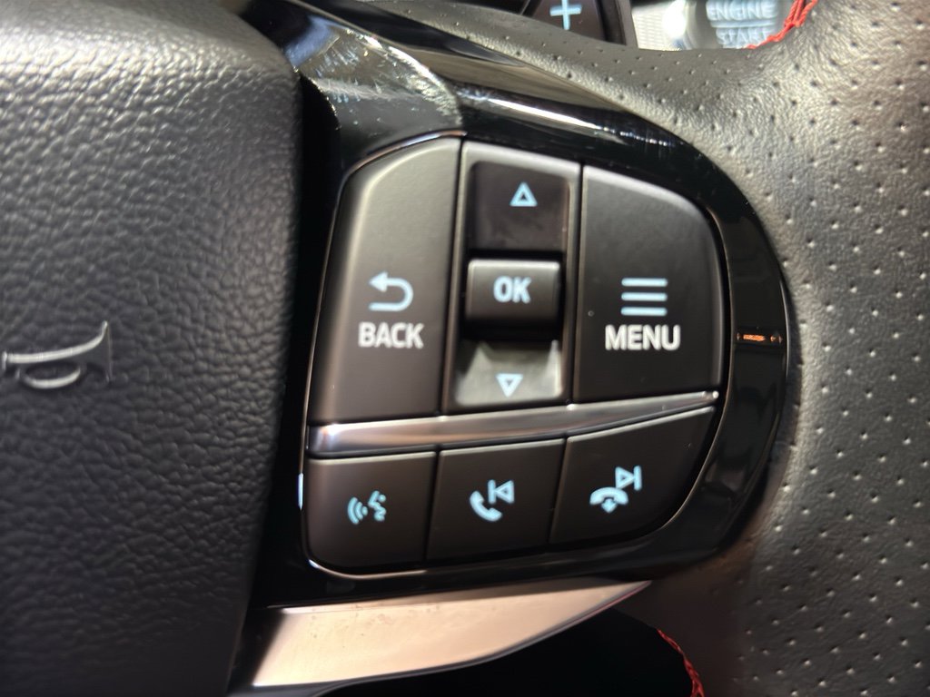 Used 2025 Ford Explorer ST AWD/4WD image 28