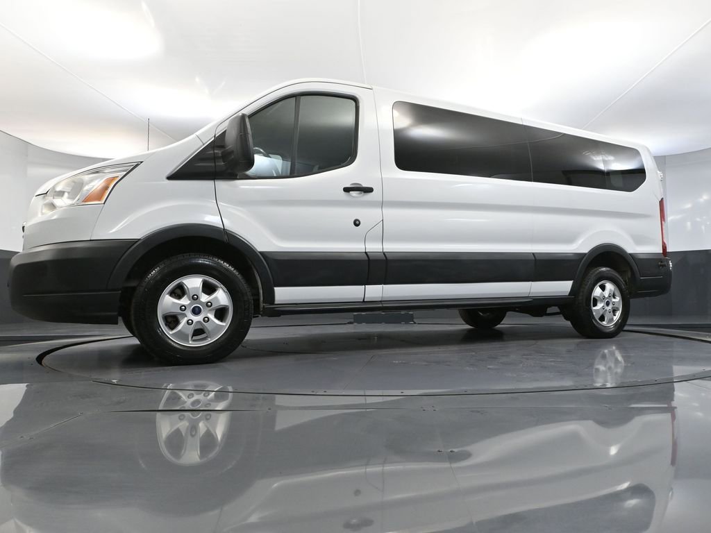 Used 2017 Ford Transit 350 XLT image 53