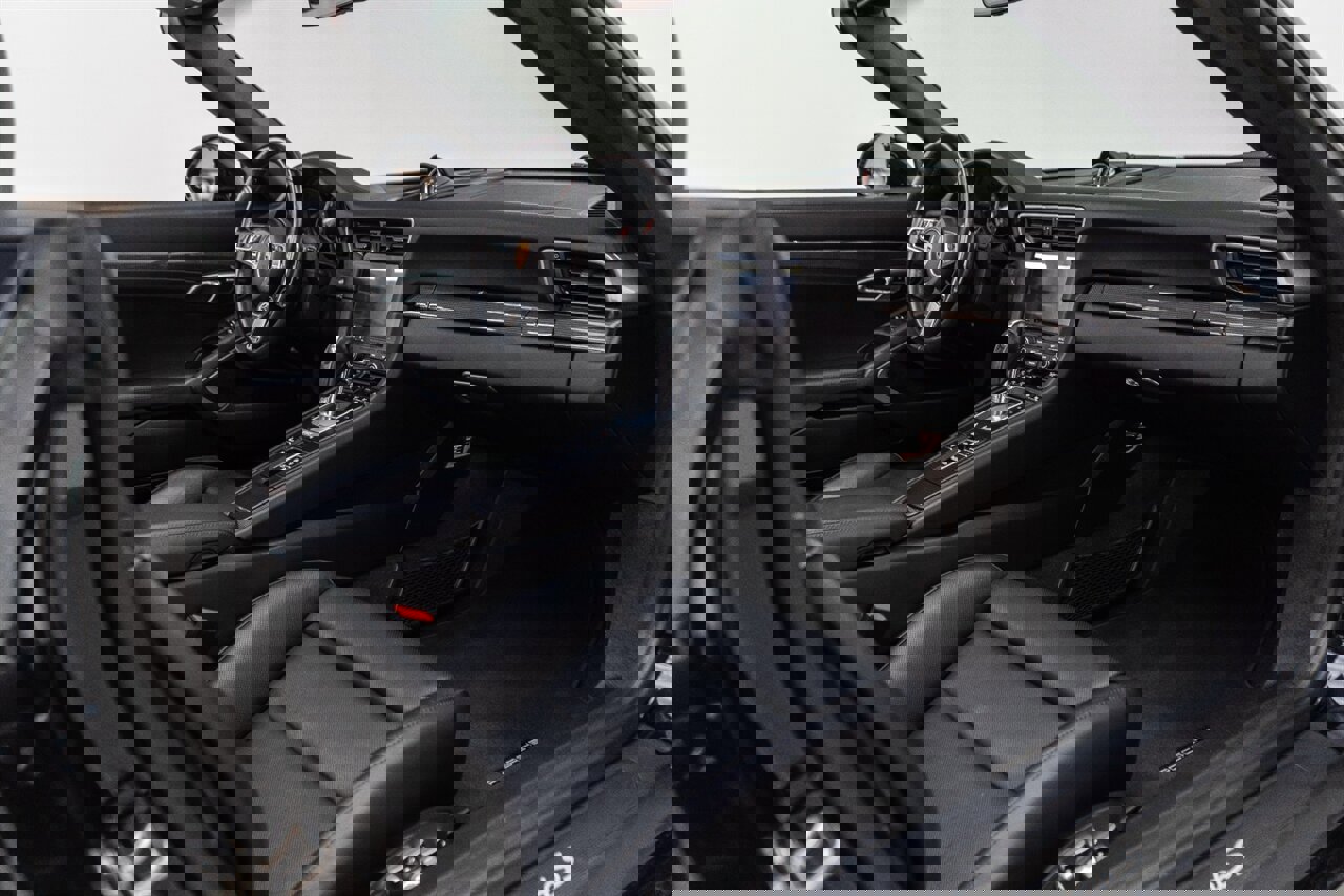 Used 2019 Porsche 911 Turbo S image 64