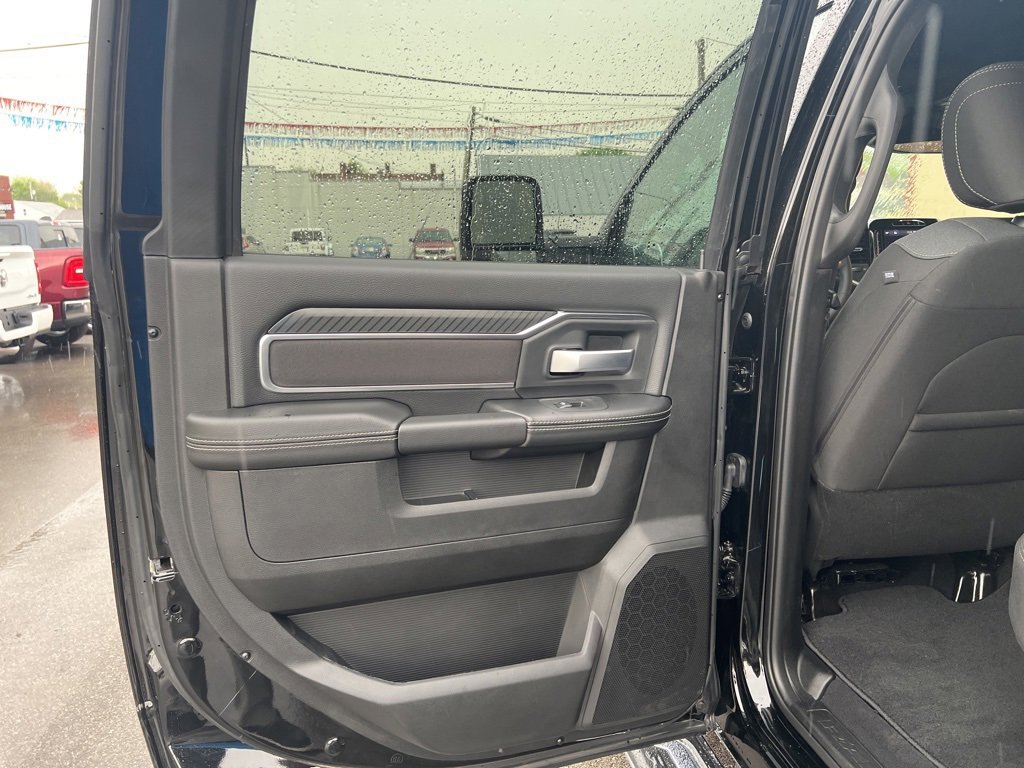 New 2025 RAM 2500 Big Horn image 28