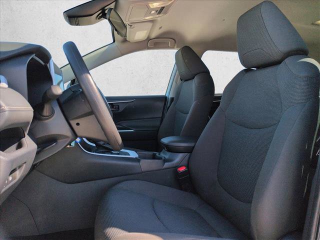 Used 2025 Toyota RAV4 LE AWD/4WD image 15