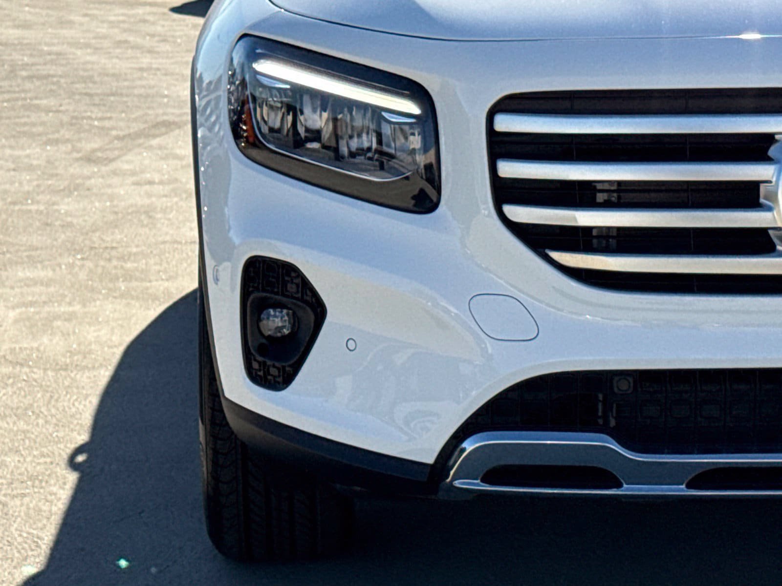 New 2026 Mercedes-Benz GLB 250 4MATIC image 5