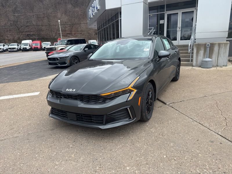 New 2026 Kia K5 LXS FWD image 3