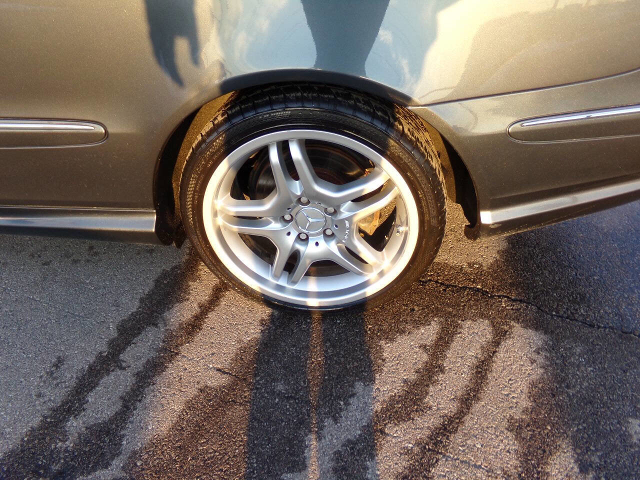 Used 2009 Mercedes-Benz CLK 550 Cabriolet w/ Premium I Pkg image 31