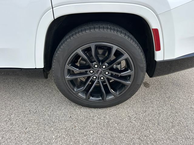 Used 2024 Jeep Grand Wagoneer Series III w/ Rear Seat Video Group 1 image 66