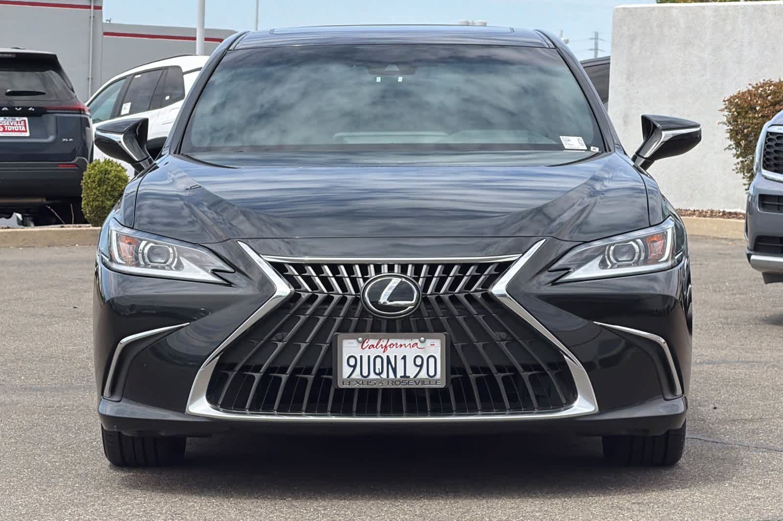Certified 2025 Lexus ES 300h w/ Premium Package FWD image 10
