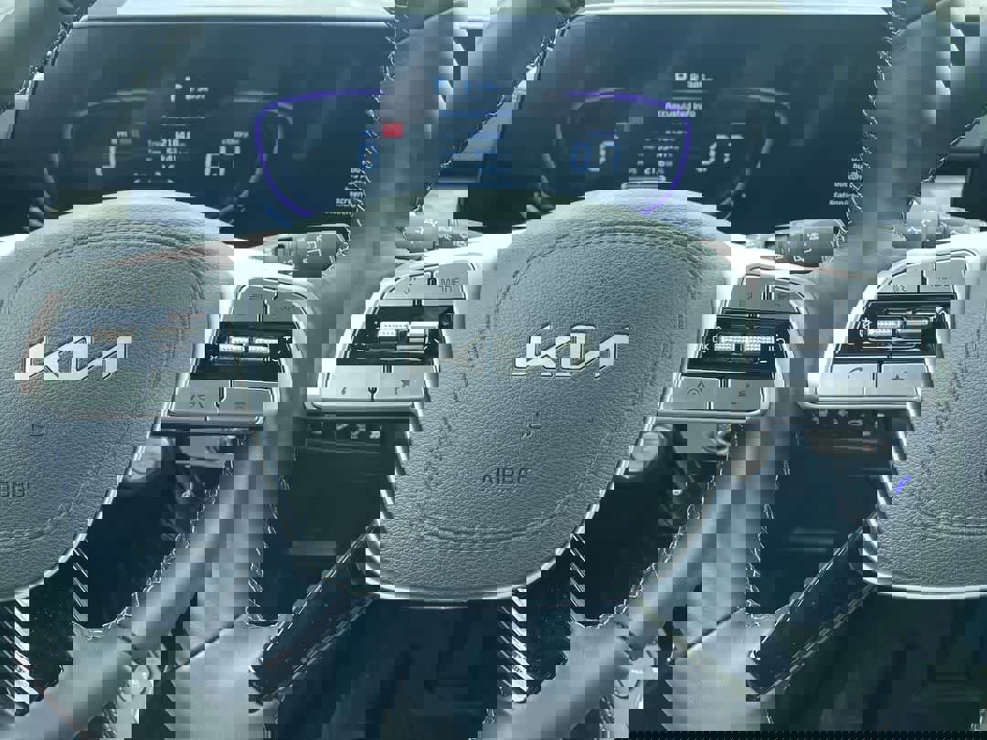 Used 2025 Kia Telluride EX X-Line image 14