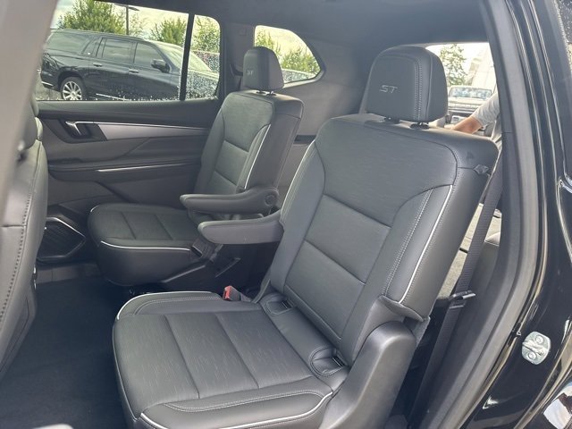 New 2025 Buick Enclave Sport Touring w/ Super Cruise Package image 11