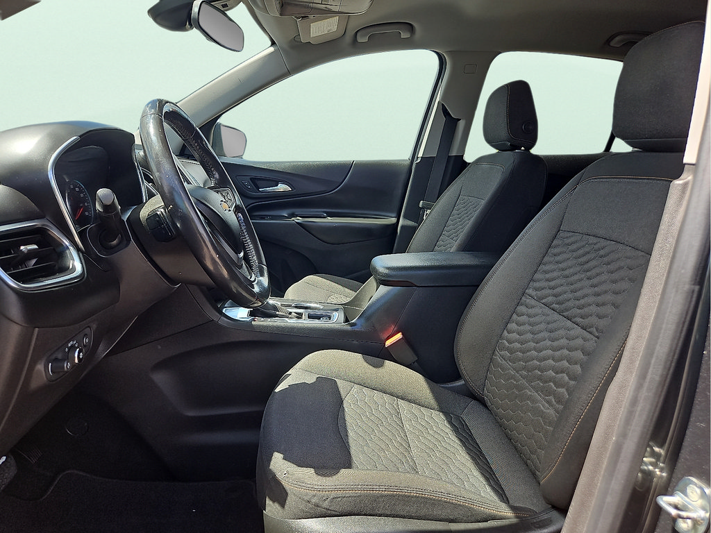 Used 2021 Chevrolet Equinox LT FWD image 13