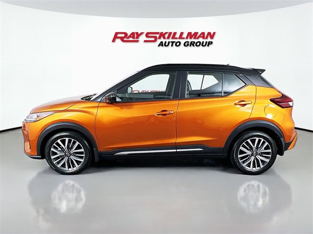 Used 2024 Nissan Kicks SR w/ SR Premium Package image 4