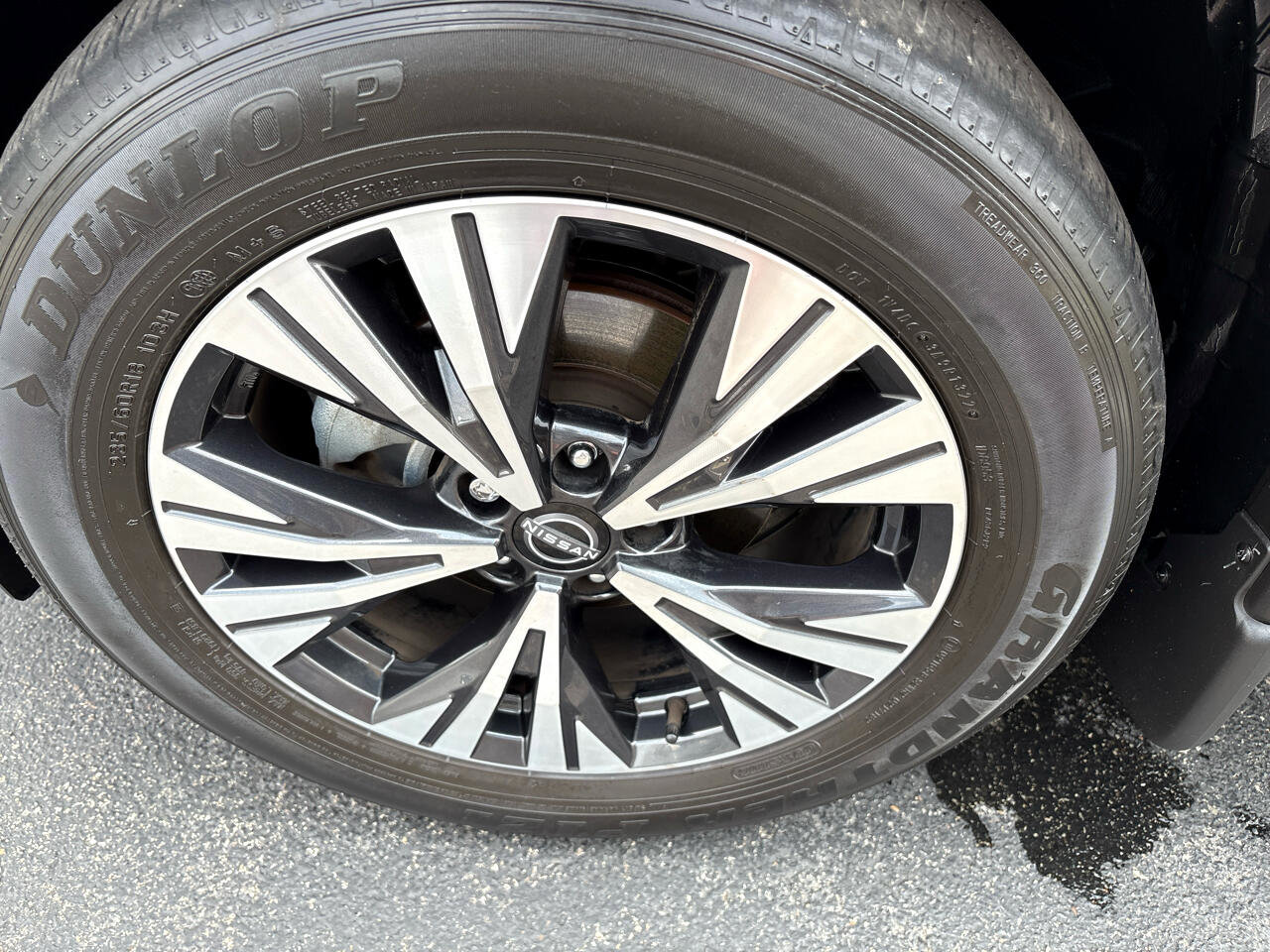 Used 2022 Nissan Rogue SV w/ SV Premium Package image 9