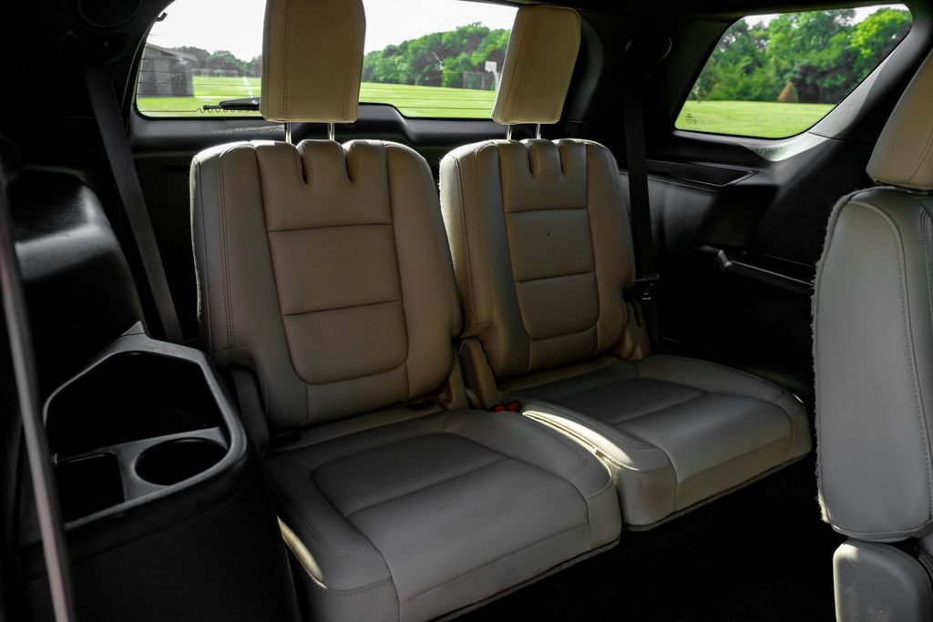 Used 2014 Ford Explorer Limited w/ Equipment Group 302A FWD image 44