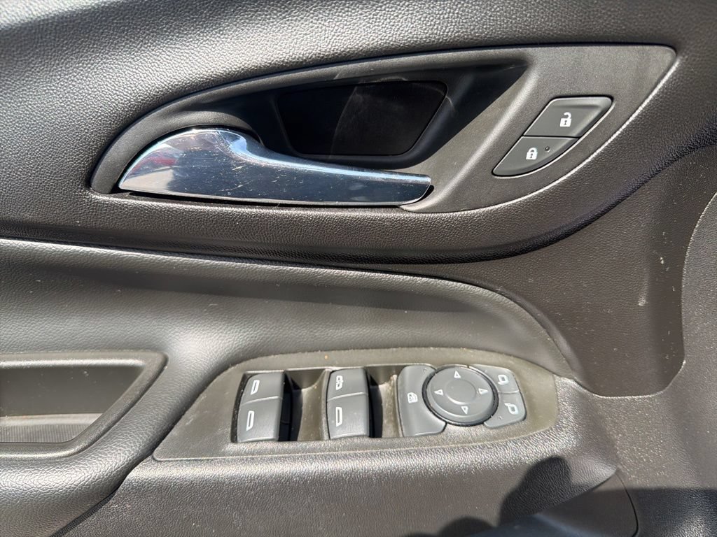 Used 2022 Chevrolet Equinox LT FWD image 10