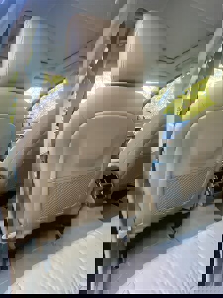 Used 2010 Jaguar XF Luxury image 31