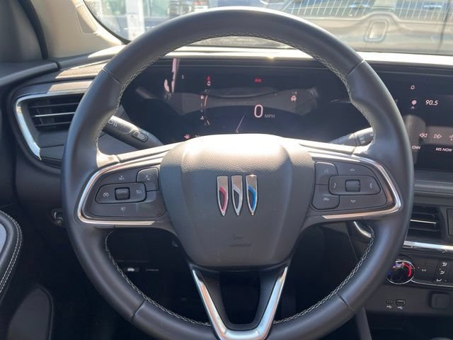 Certified 2025 Buick Encore GX Preferred AWD/4WD image 13