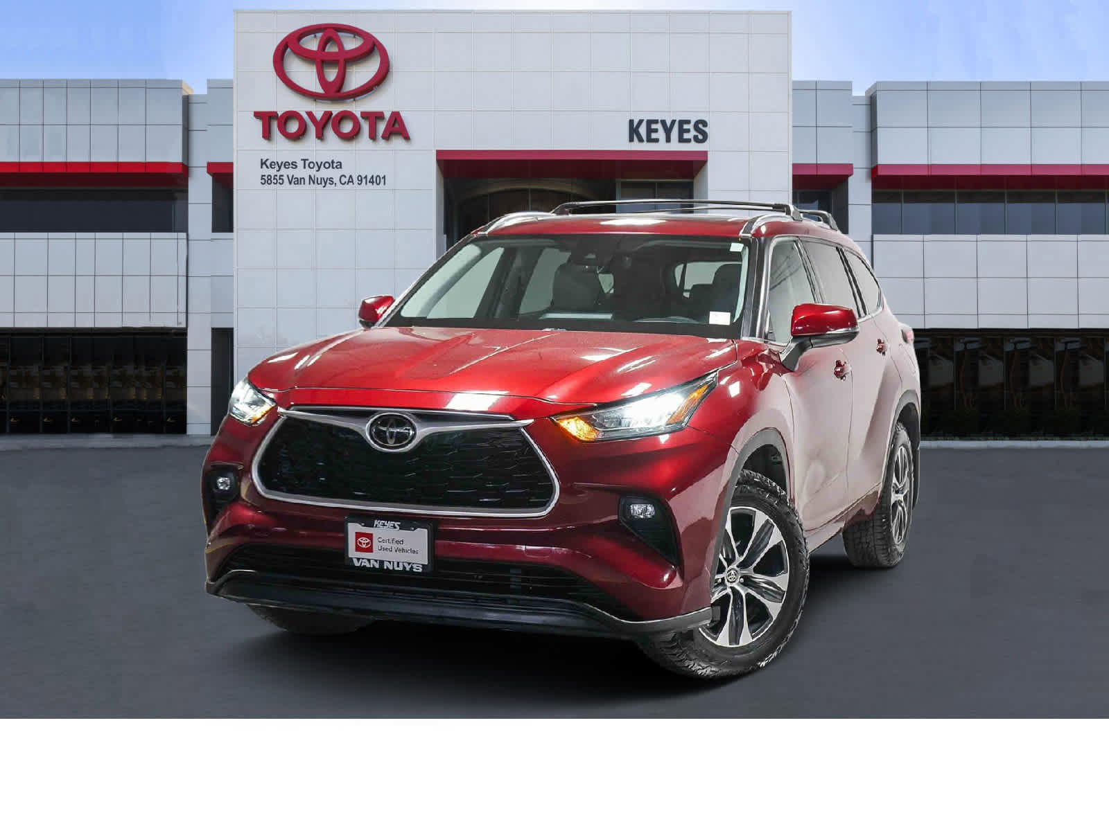 Certified 2020 Toyota Highlander XLE image 1