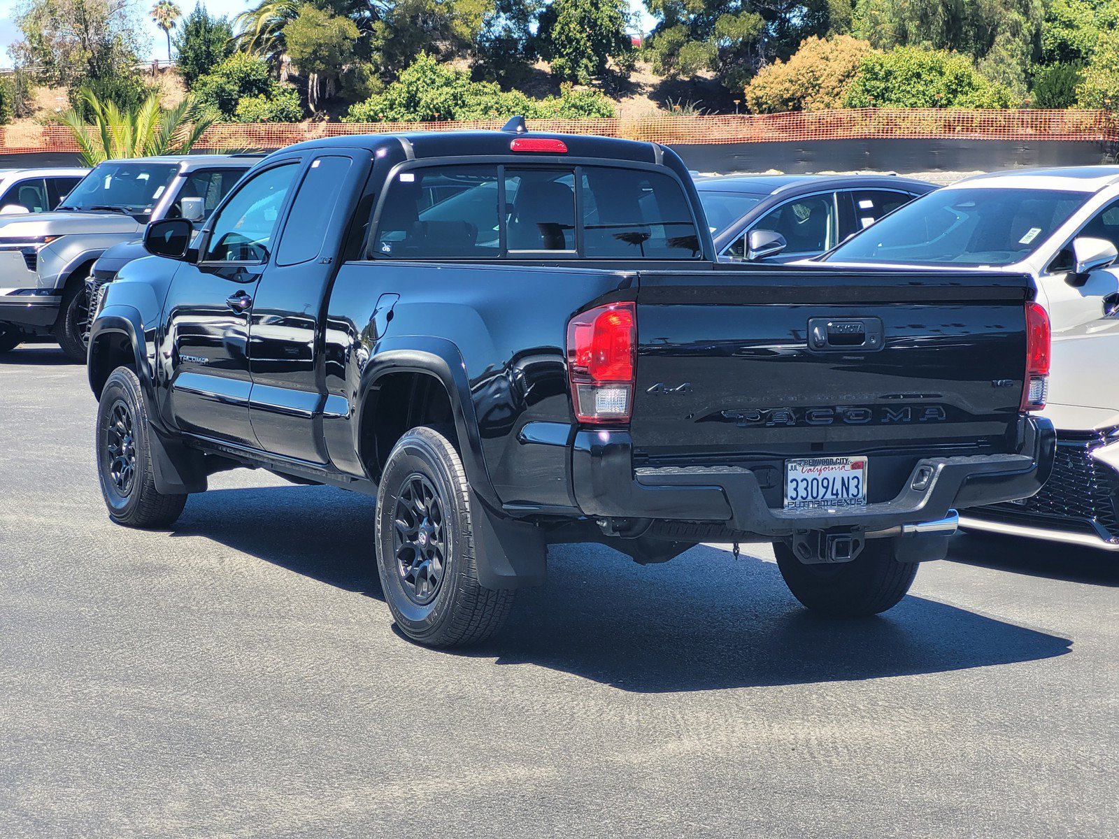 Used 2022 Toyota Tacoma SR5 AWD/4WD image 6