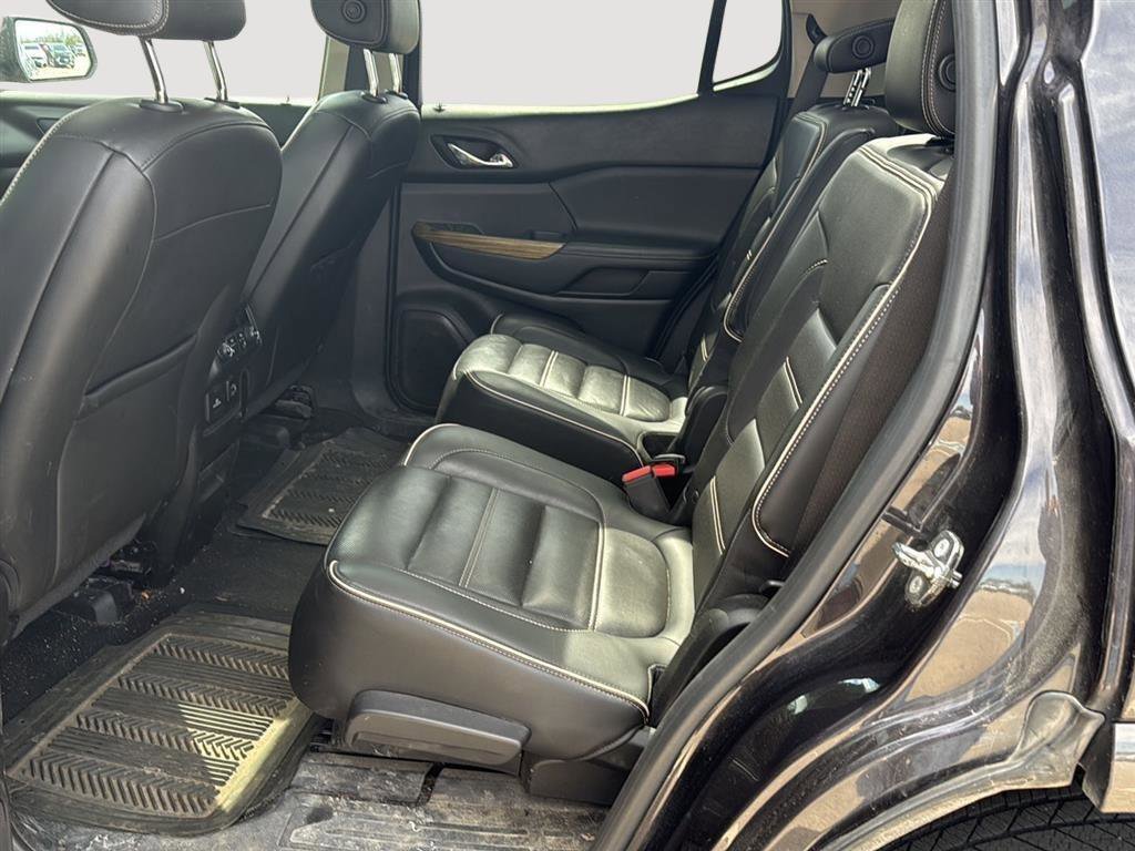 Used 2018 GMC Acadia Denali AWD/4WD image 3