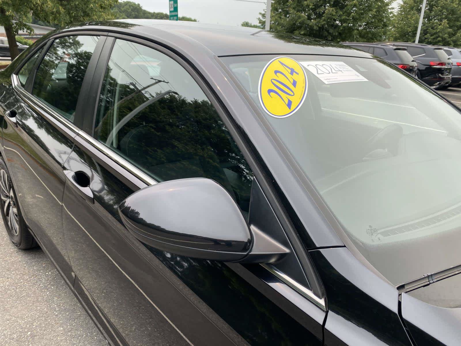 Certified 2024 Volkswagen Jetta S FWD image 9