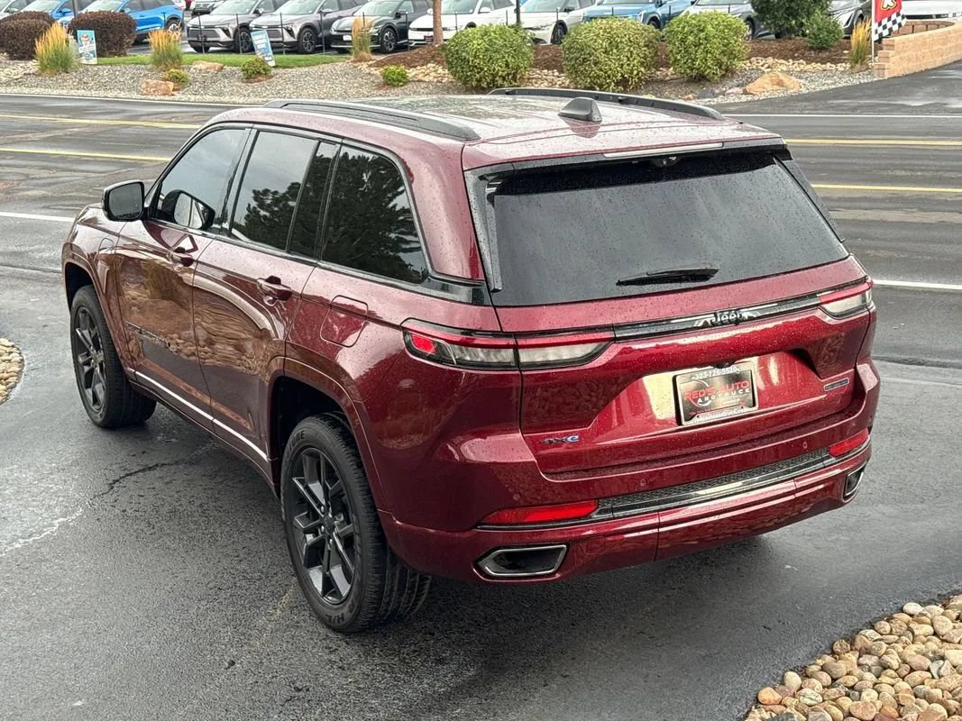 Used 2023 Jeep Grand Cherokee 30th Anniversary AWD/4WD image 47