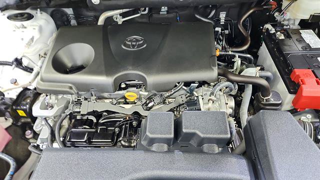 Used 2025 Toyota RAV4 LE FWD image 28