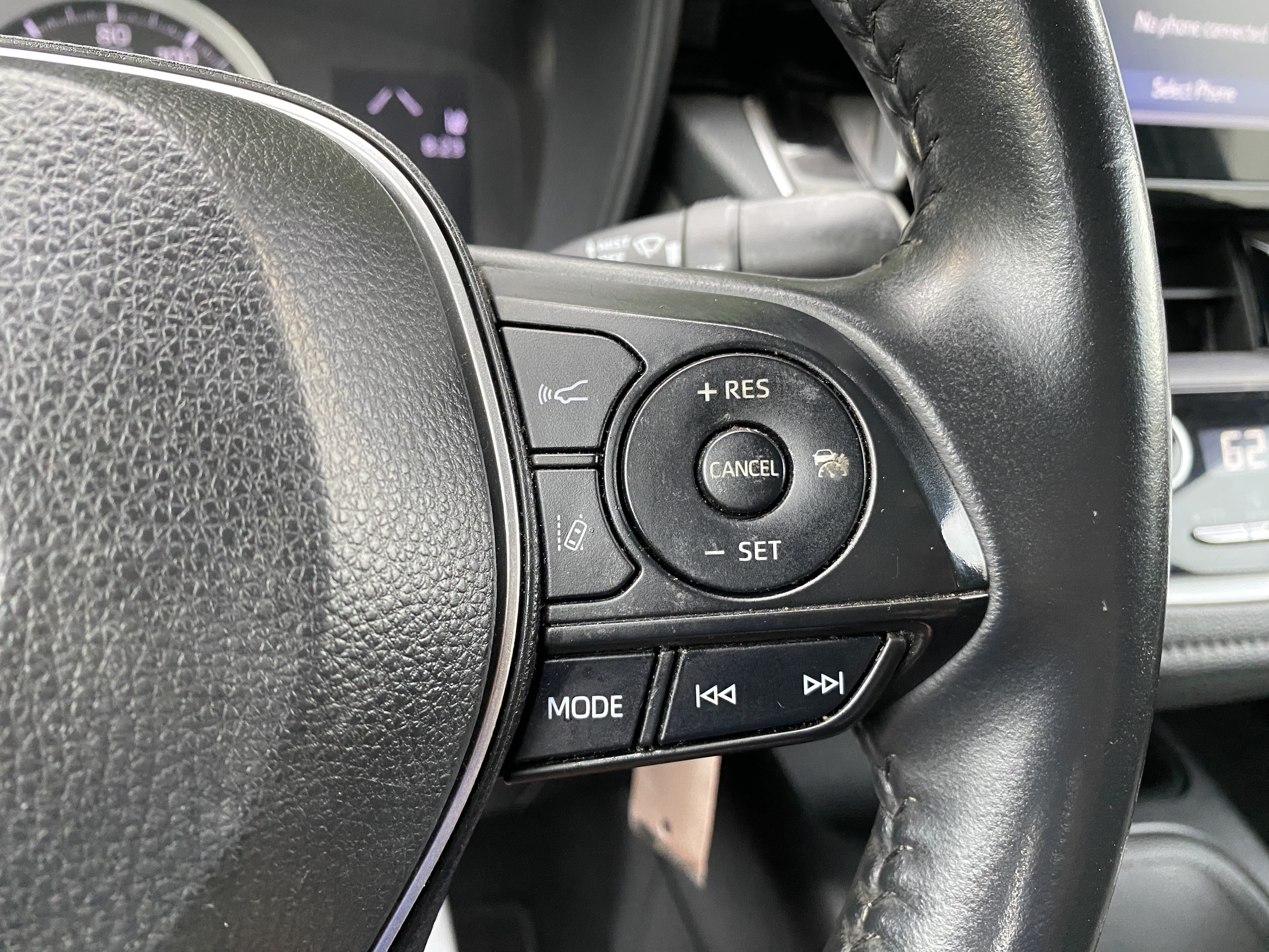Used 2020 Toyota Corolla SE FWD image 19