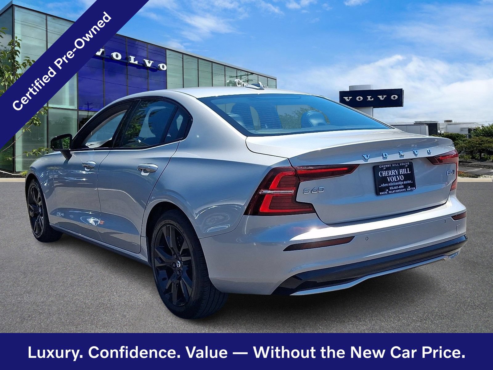 Certified 2025 Volvo S60 B5 Core AWD/4WD image 5