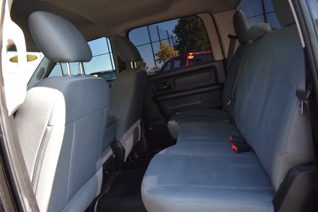 Used 2017 RAM 1500 Express w/ Black Ram 1500 Express Group AWD/4WD image 19