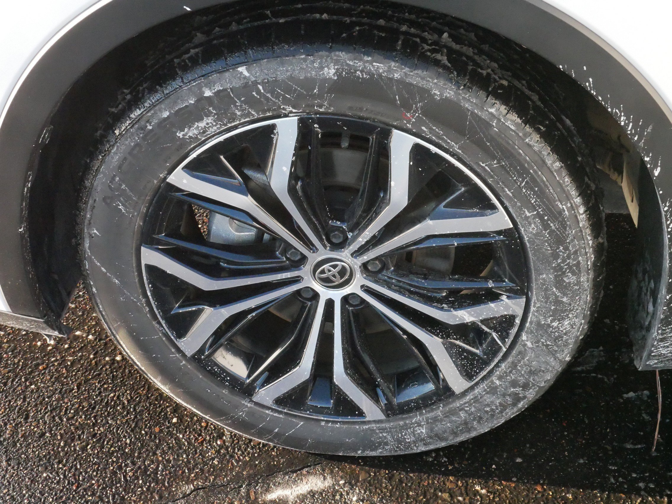 Used 2024 Toyota Crown XLE image 15