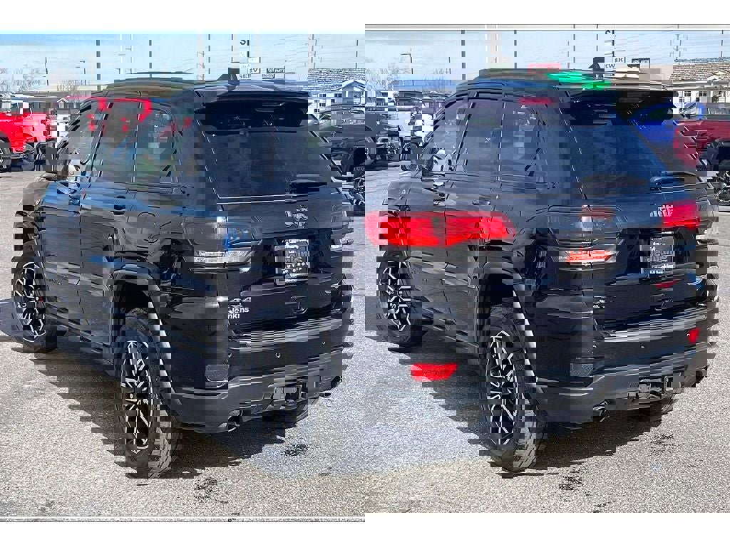 Used 2019 Jeep Grand Cherokee Trailhawk image 13