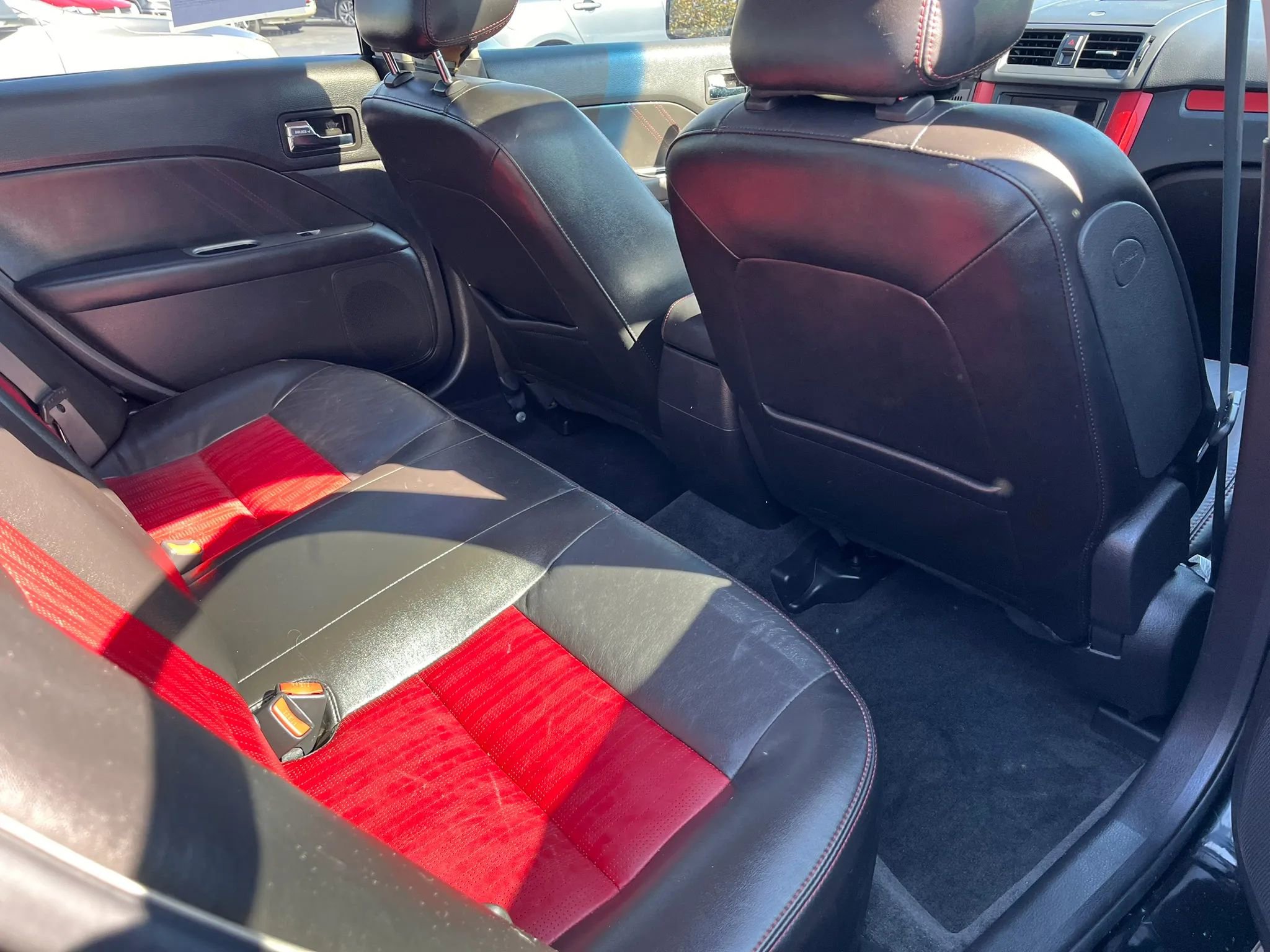 Used 2010 Ford Fusion Sport FWD image 8