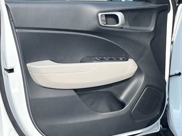 New 2026 Hyundai Venue SEL FWD image 22