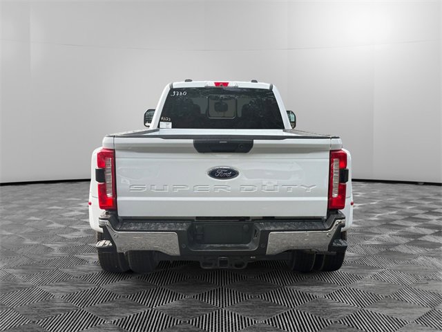 New 2026 Ford F350 XLT image 4