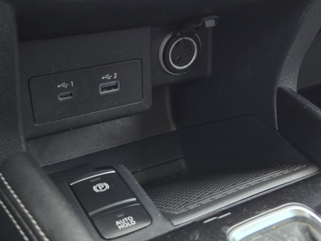 Certified 2024 Nissan Kicks SV FWD image 21